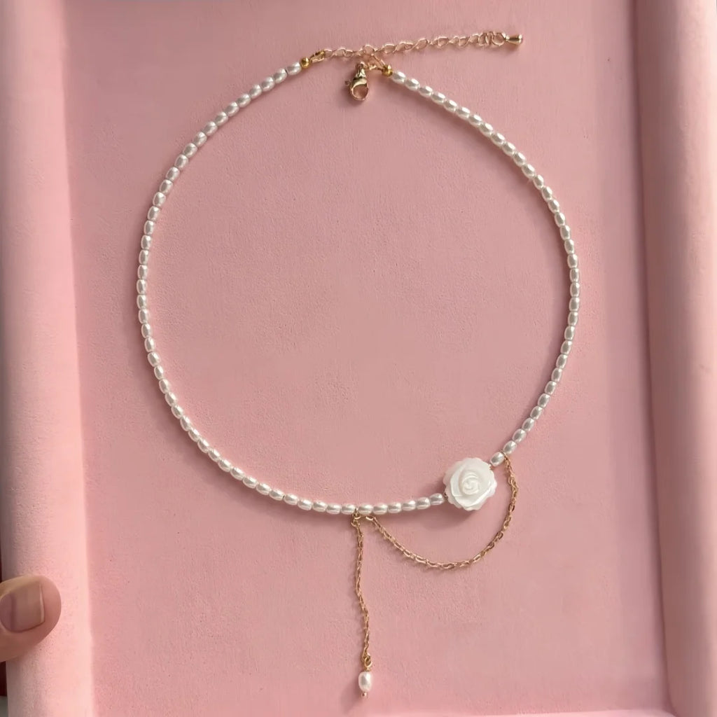 Minimalist Pearl Necklace