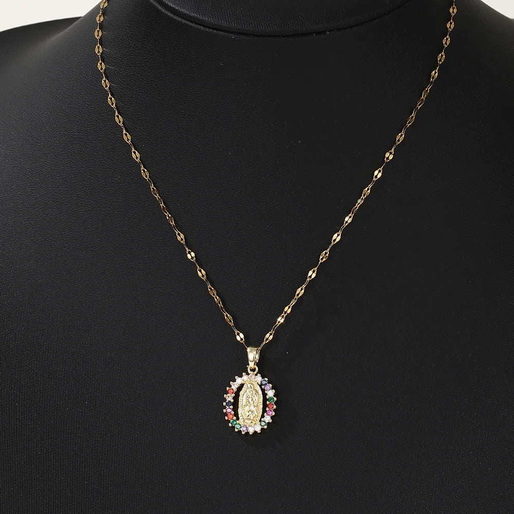 Mary Hollow Necklace