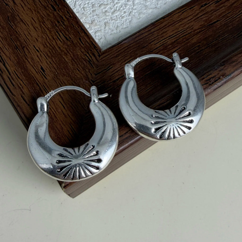 Retro Flower Earring